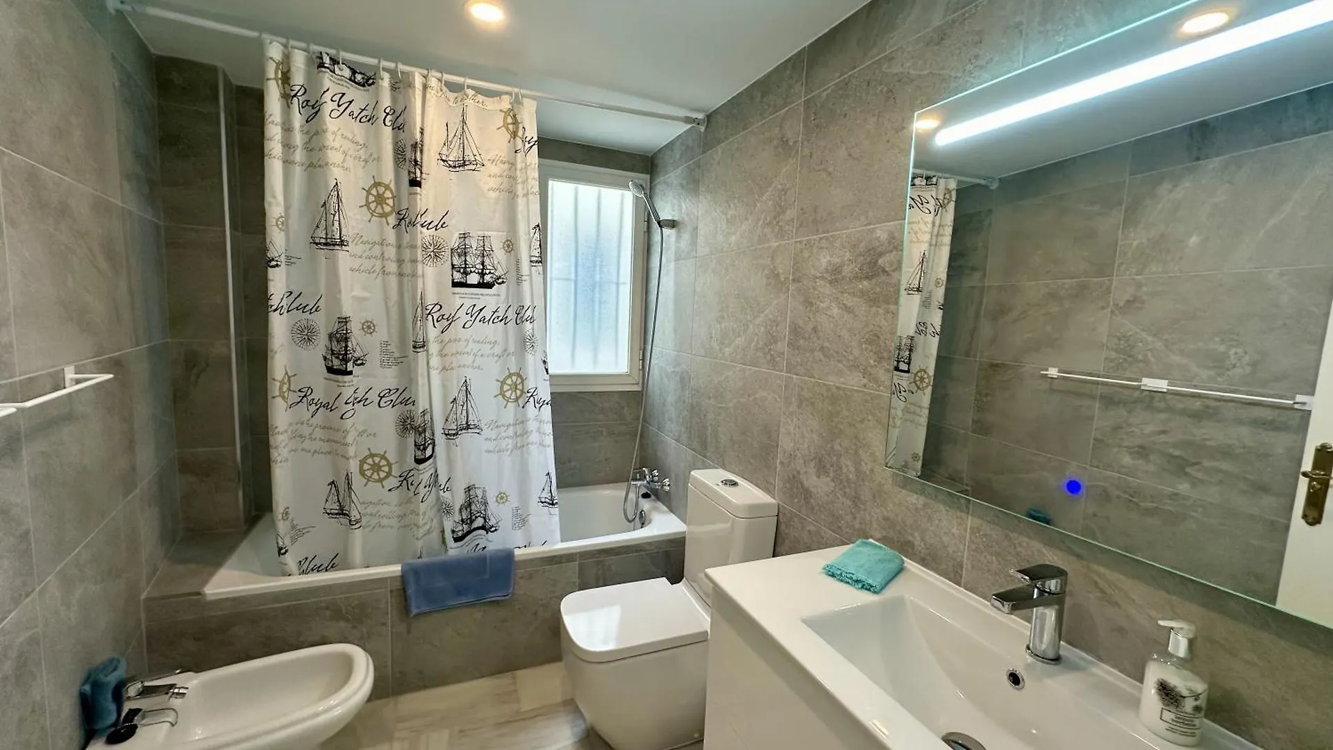 Penthouse Apartment 마르베야